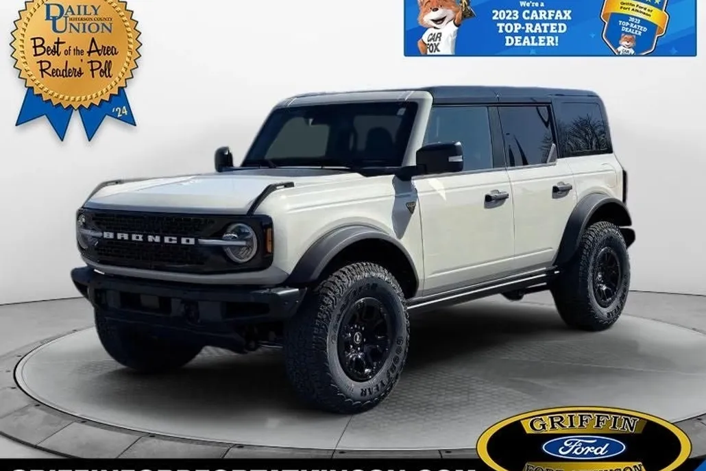 2025 Ford Bronco Badlands photo 1