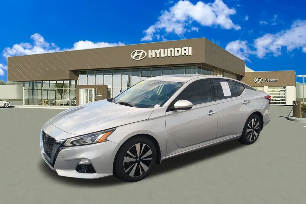 2020 Nissan Altima 2.5 SV photo 1