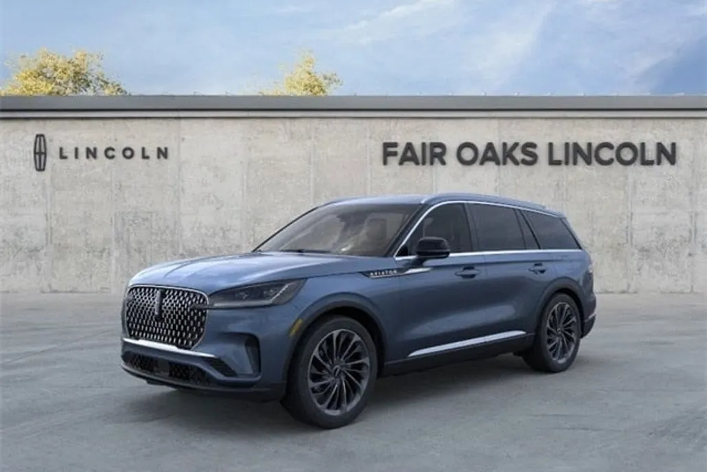 2025 Lincoln Aviator Reserve photo 1