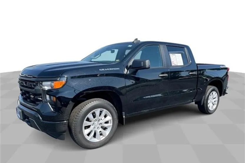 2022 Chevrolet Silverado 1500 Custom photo 1