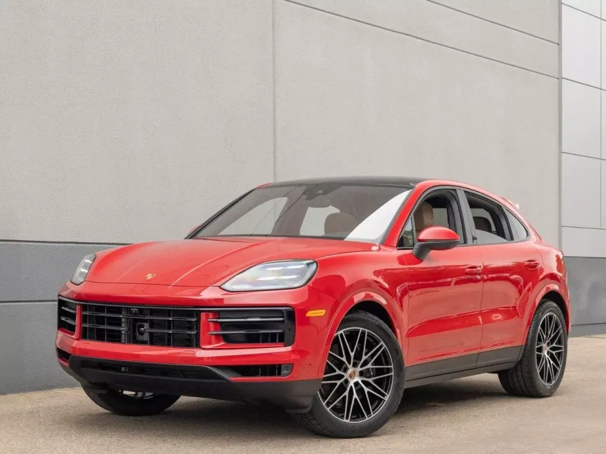 2025 Porsche Cayenne Base photo 1