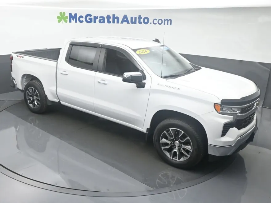 2024 Chevrolet Silverado 1500 LT photo 1