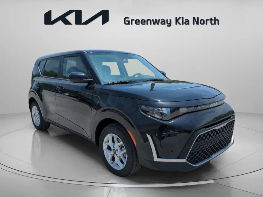 2025 Kia Soul LX photo 1