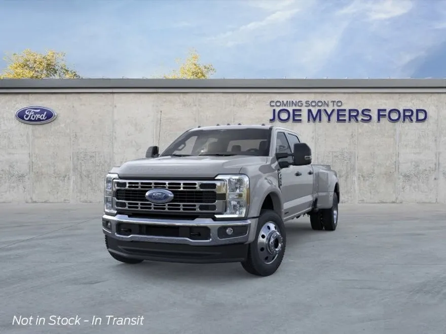 2026 Ford F-450 XLT photo 1