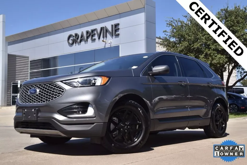 2024 Ford Edge SEL photo 1