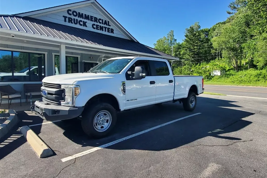 2019 Ford F-350 photo 1