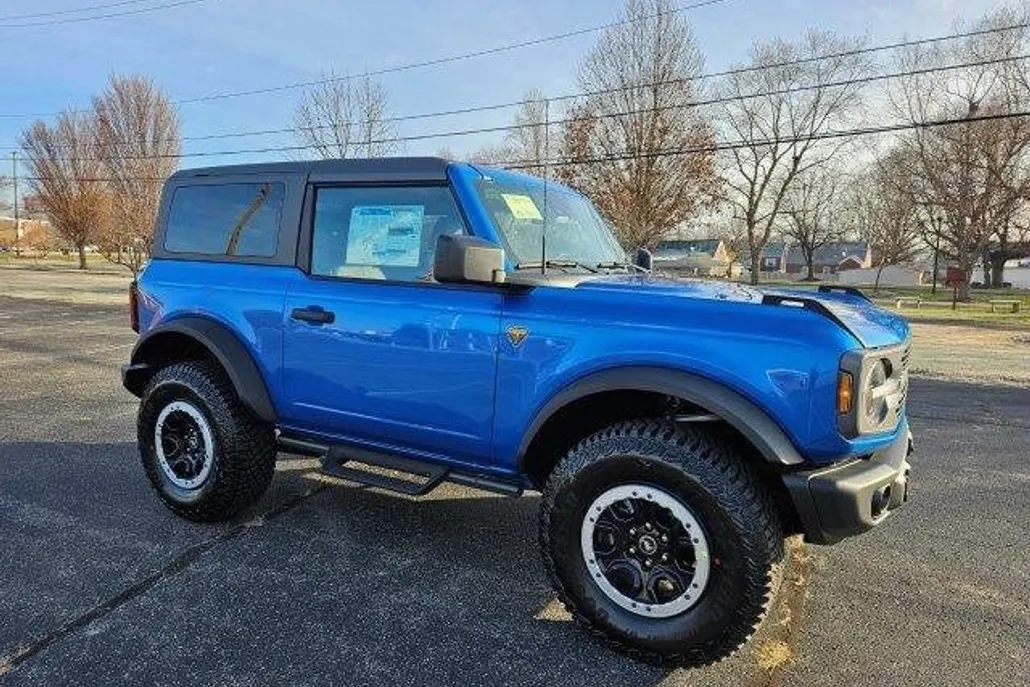 2023 Ford Bronco Badlands photo 1