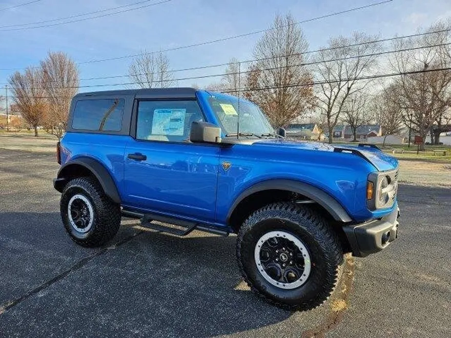 2023 Ford Bronco Badlands photo 1