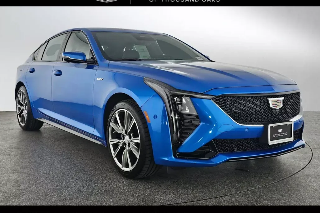 2025 Cadillac CT5 V photo 1