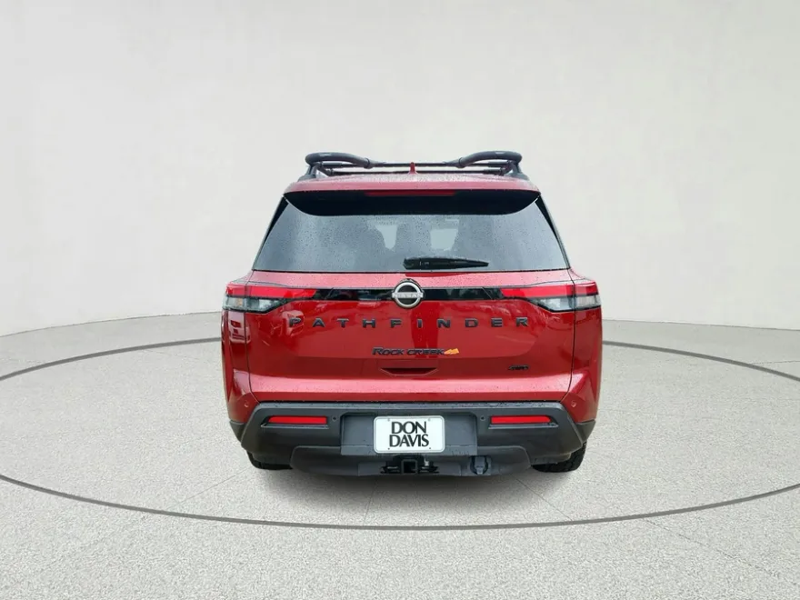 2023 Nissan Pathfinder Rock Creek photo 1