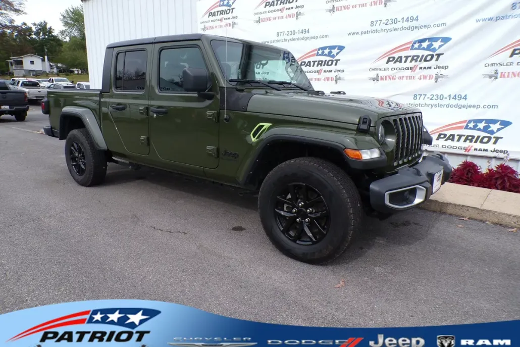 2021 Jeep Gladiator Sport S photo 1