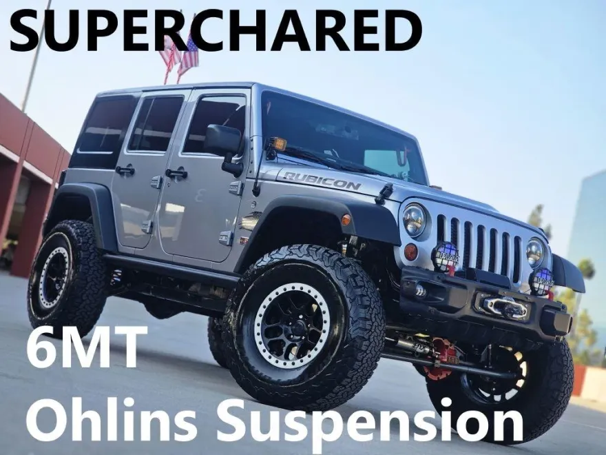 2013 Jeep Wrangler Unlimited Rubicon Anniversary Edition photo 1