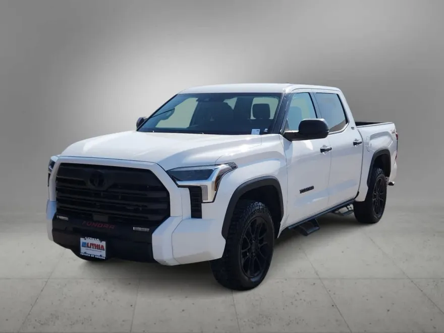2023 Toyota Tundra SR5 photo 1