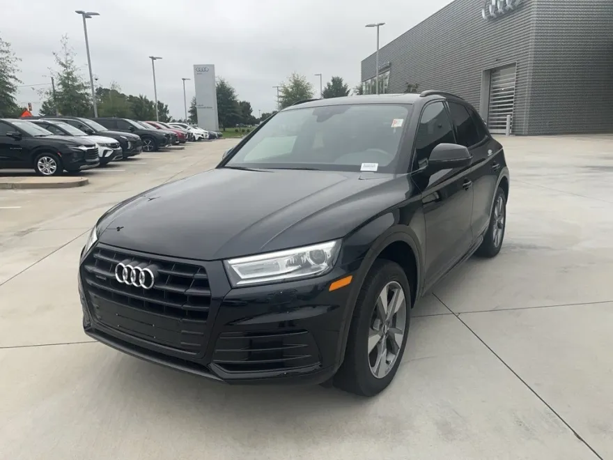 2020 Audi Q5 45 Premium photo 1