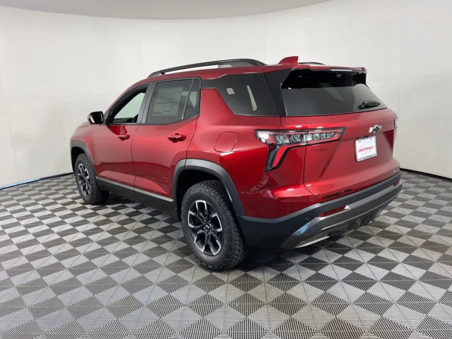 2026 Chevrolet Equinox ACTIV photo 1