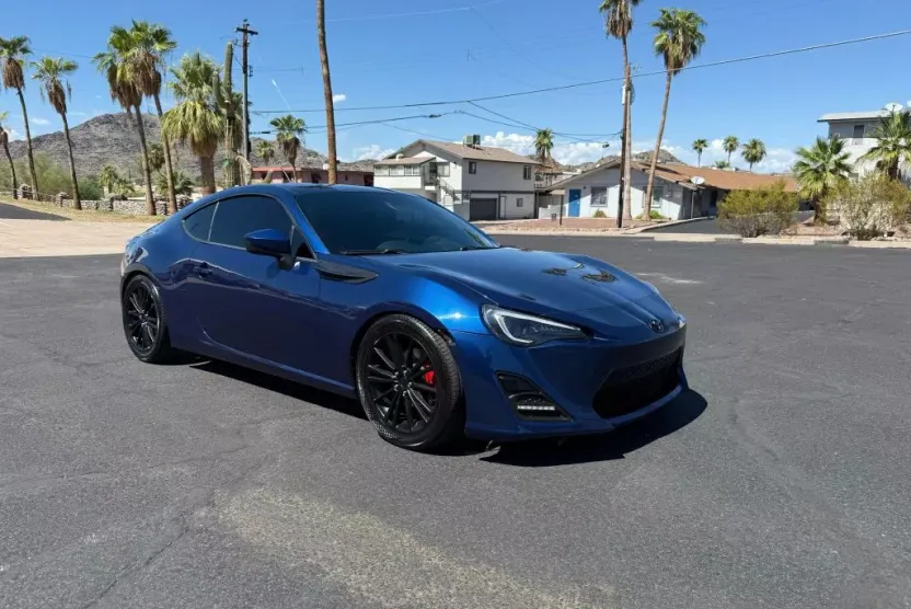 2013 Scion FR-S 10 Series photo 1