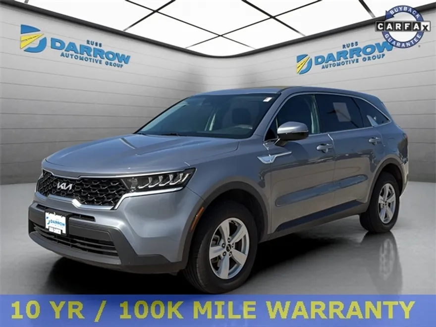 2023 Kia Sorento LX photo 1