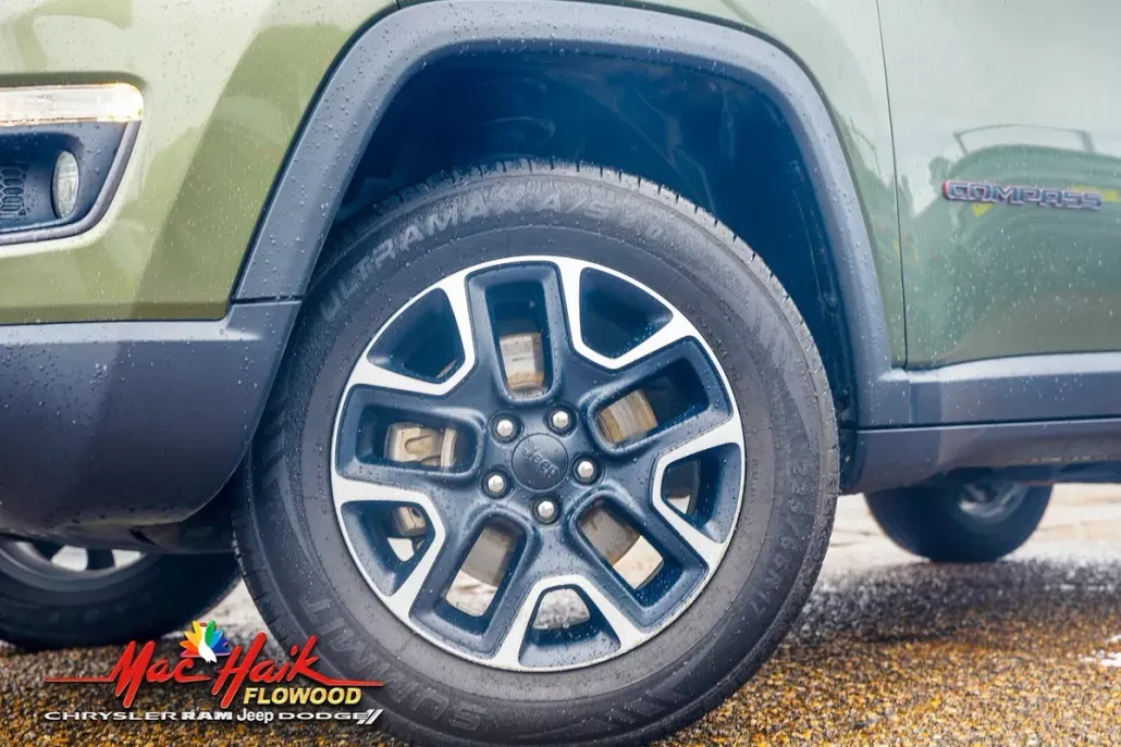 2021 Jeep Compass Trailhawk photo 1