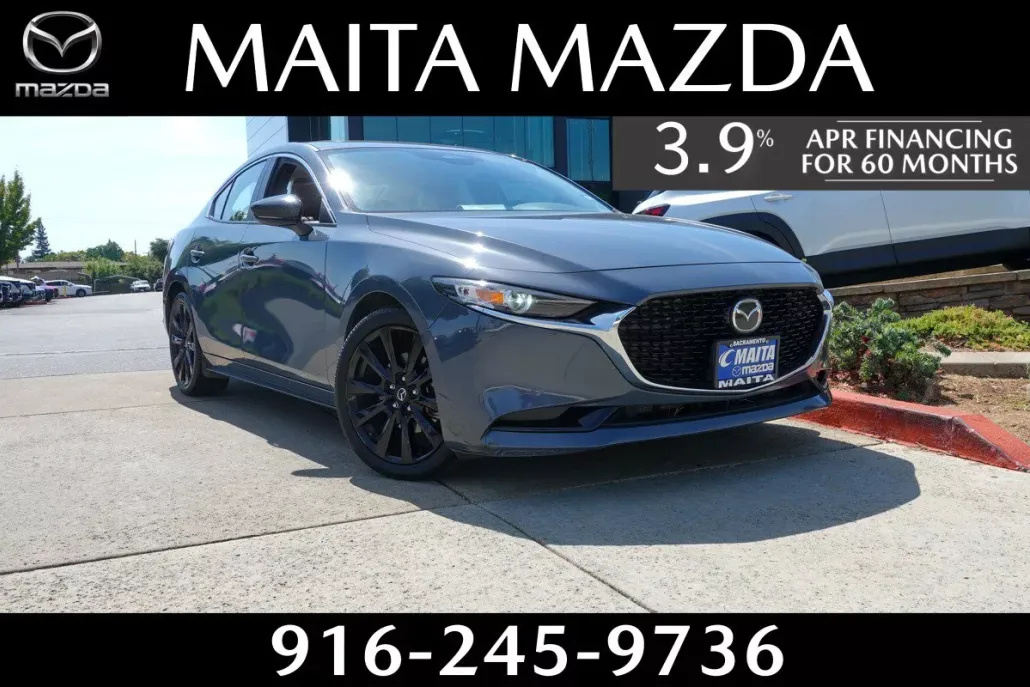 2024 Mazda Mazda3 2.5 s Carbon photo 1
