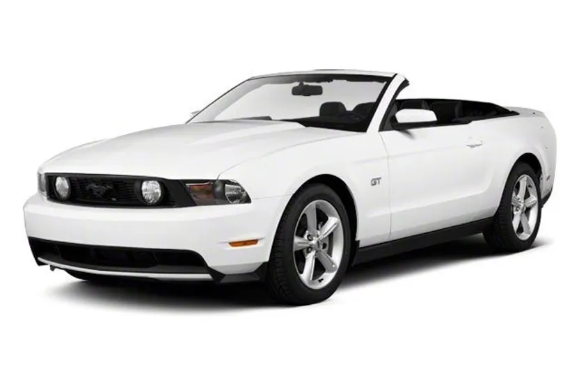 2010 Ford Mustang V6 photo 1