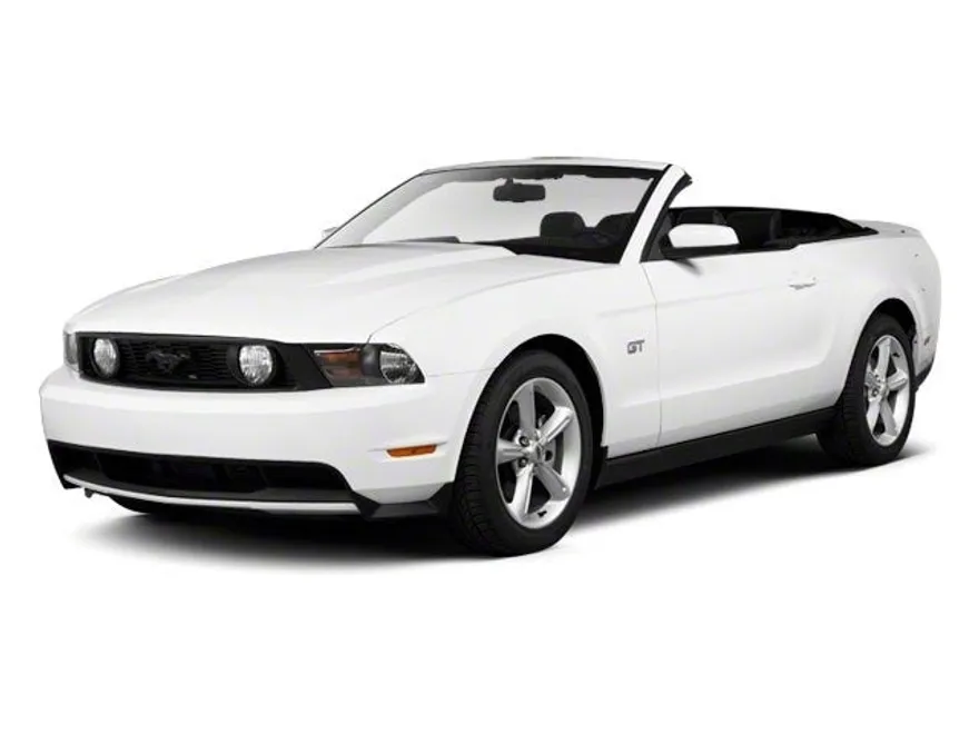 2010 Ford Mustang V6 photo 1