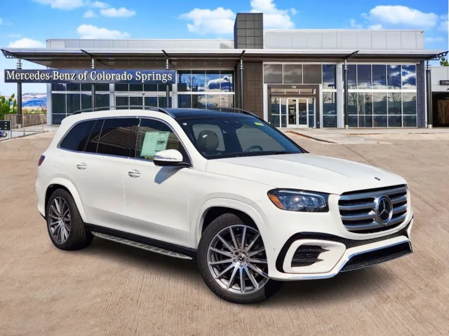 2025 Mercedes Benz GLS 450 4MATIC photo 1