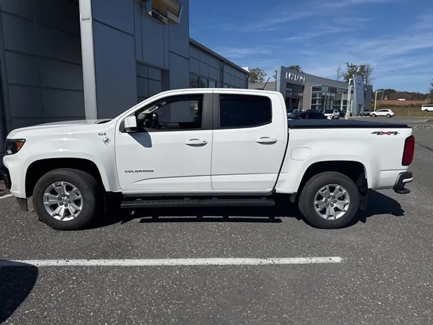 2022 Chevrolet Colorado LT photo 1