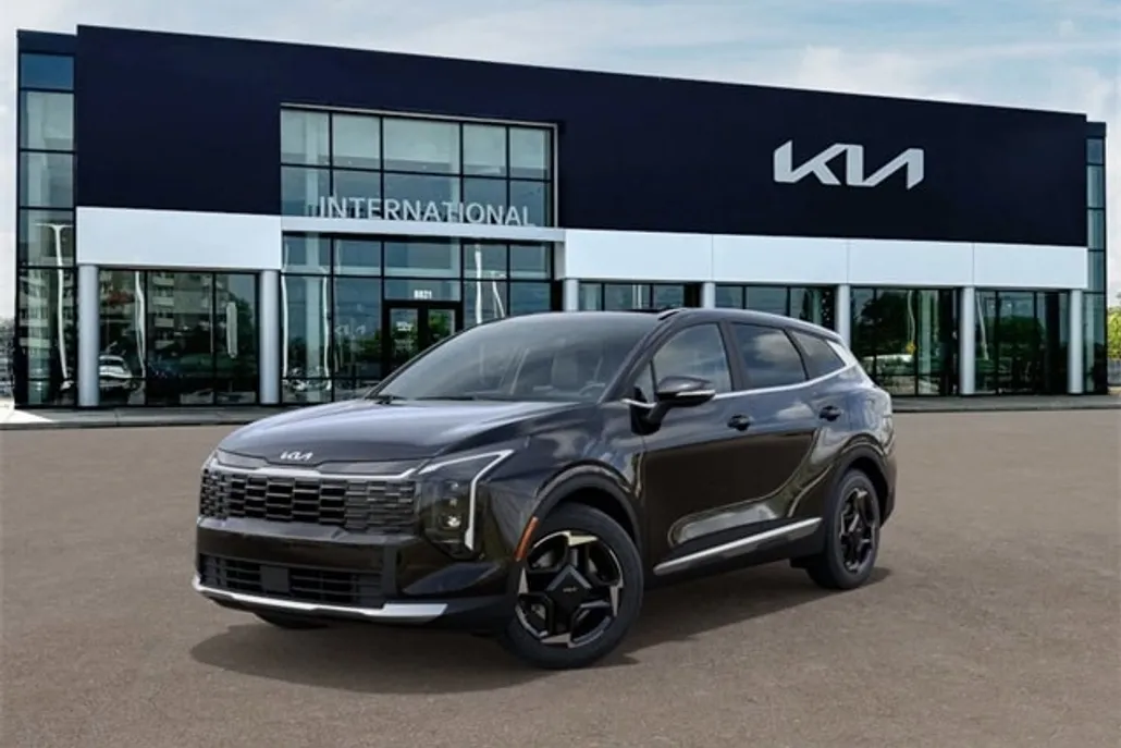 2026 Kia Sportage EX photo 1