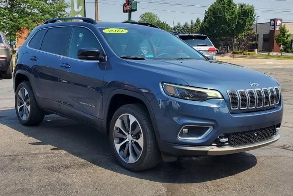 2022 Jeep Cherokee Limited photo 1