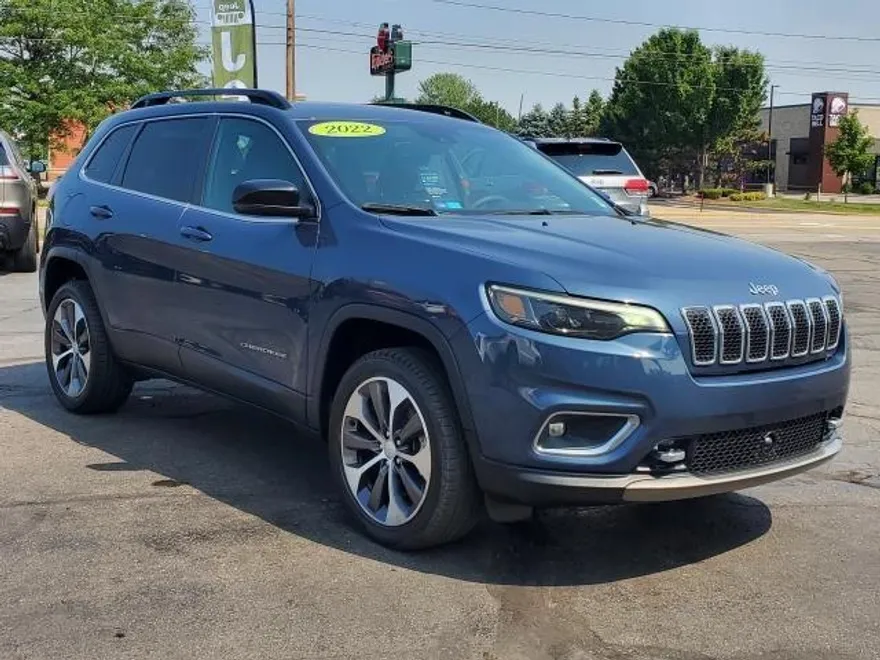 2022 Jeep Cherokee Limited photo 1