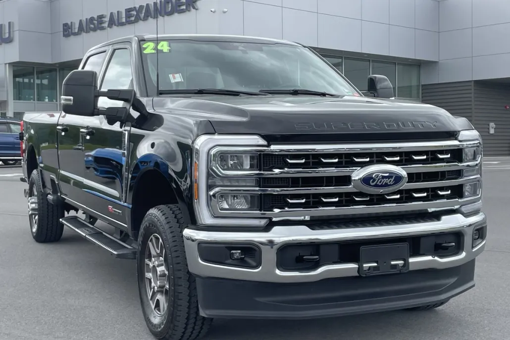 2024 Ford F-350 Lariat photo 1
