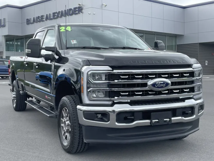 2024 Ford F-350 Lariat photo 1