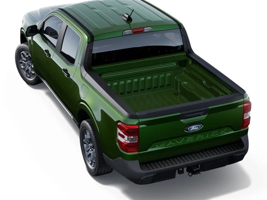 2025 Ford Maverick XLT photo 1