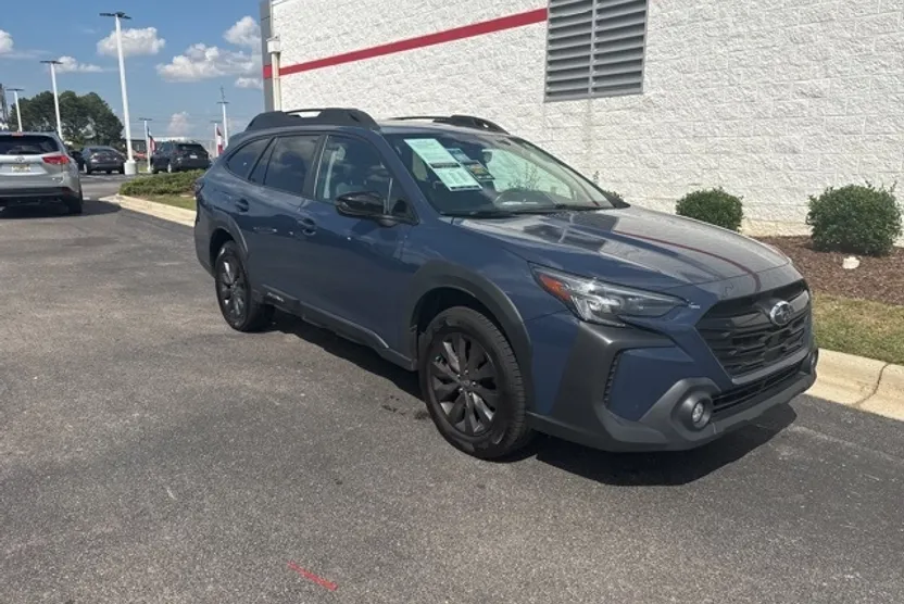 2024 Subaru Outback Onyx Edition XT photo 1