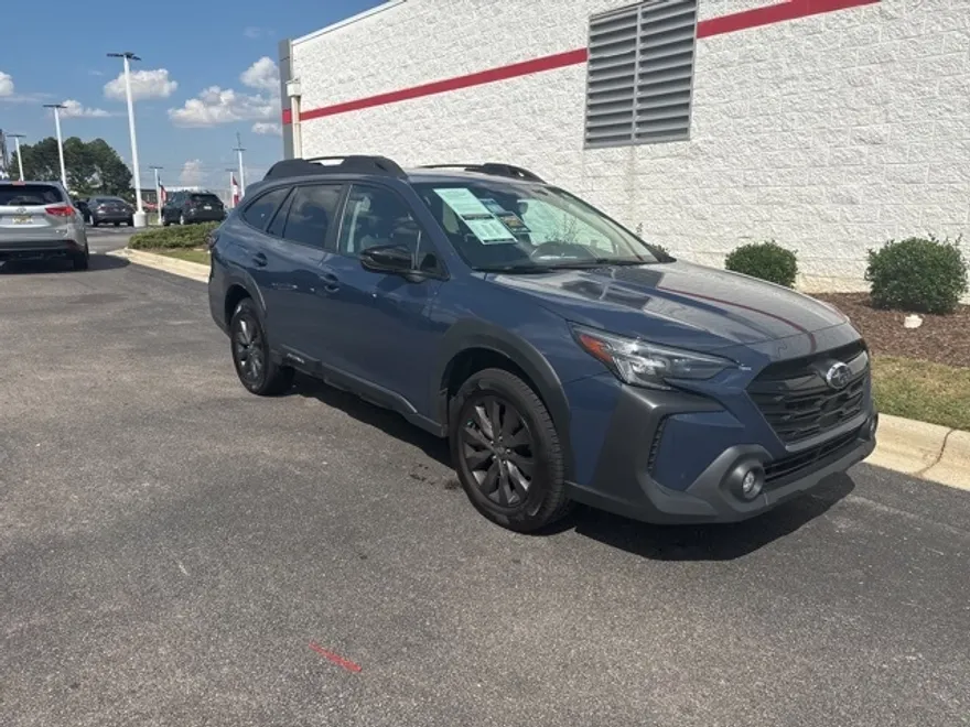 2024 Subaru Outback Onyx Edition XT photo 1