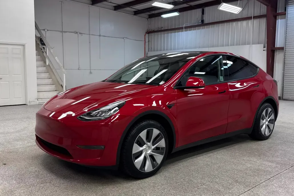 2022 Tesla Model Y Long Range photo 1