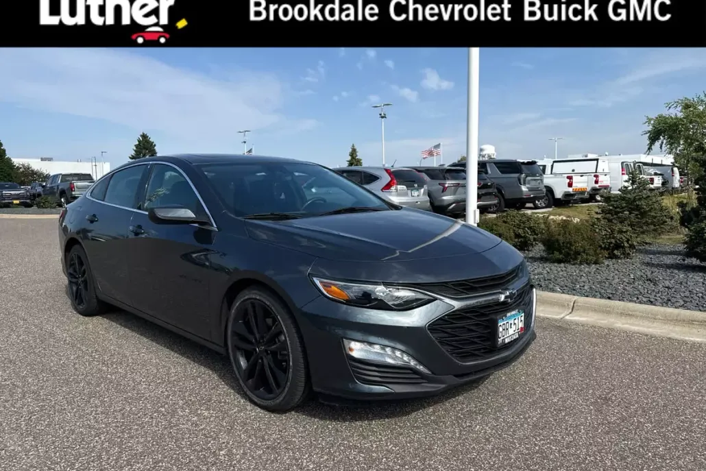 2021 Chevrolet Malibu 1LT photo 1