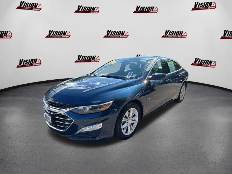 2019 Chevrolet Malibu 1LT photo 1