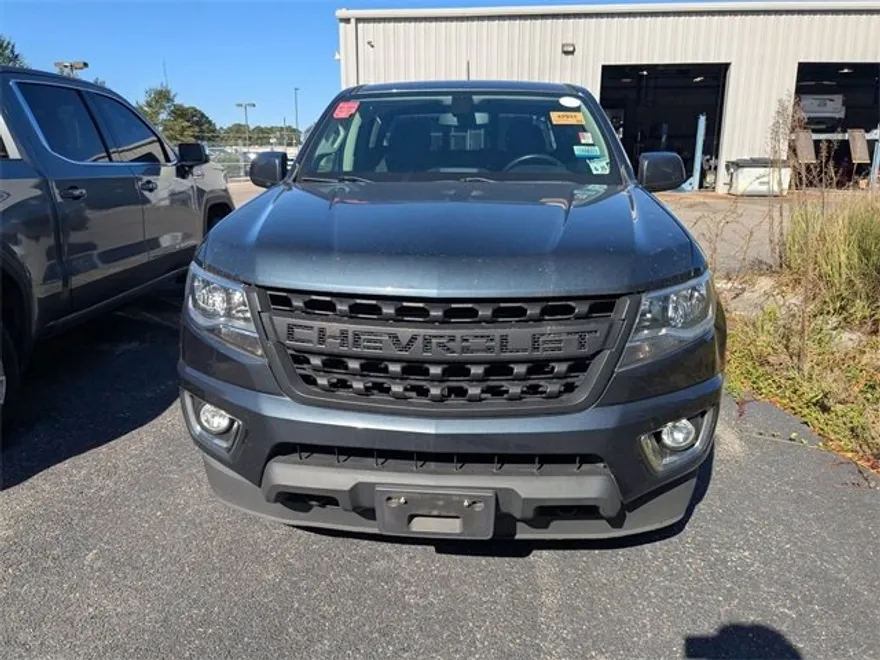 2020 Chevrolet Colorado LT photo 1