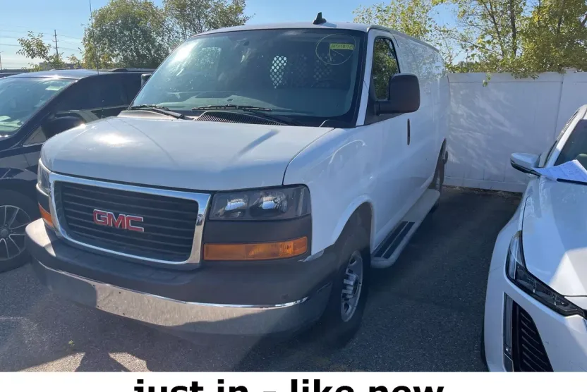 2023 Gmc Savana 2500 Cargo photo 1