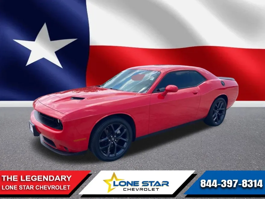 2022 Dodge Challenger SXT photo 1