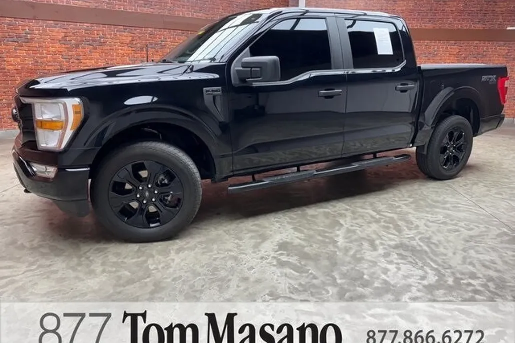2022 Ford F-150 XL photo 1