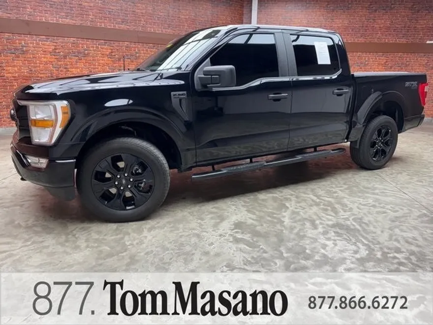 2022 Ford F-150 XL photo 1