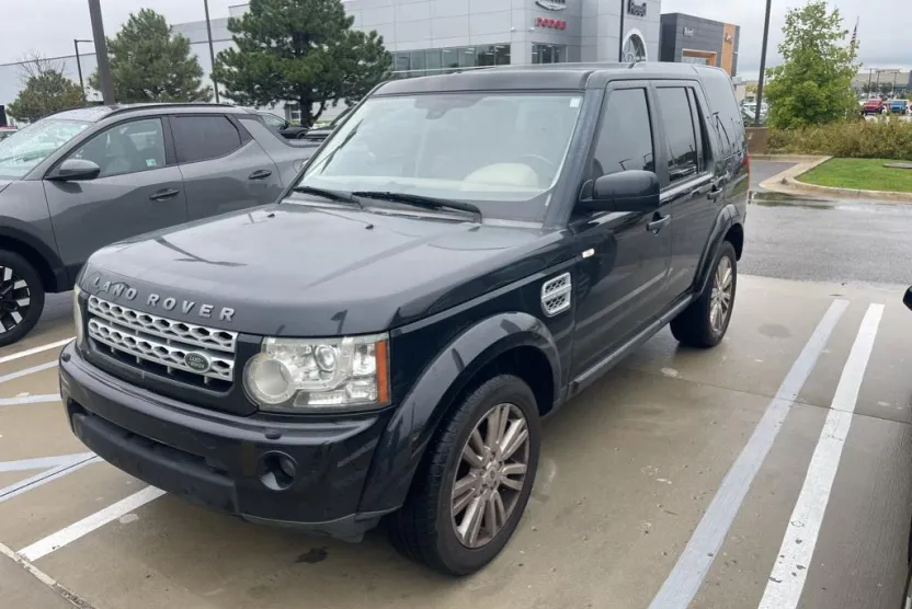 2012 Land Rover LR4 HSE photo 1