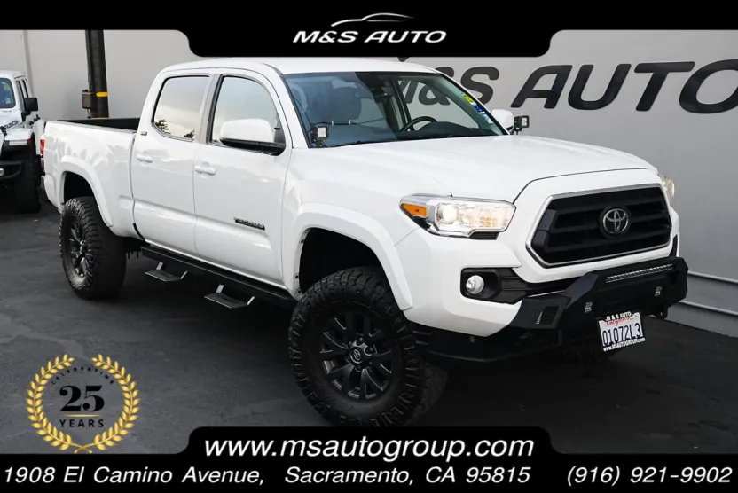2022 Toyota Tacoma SR5 photo 1