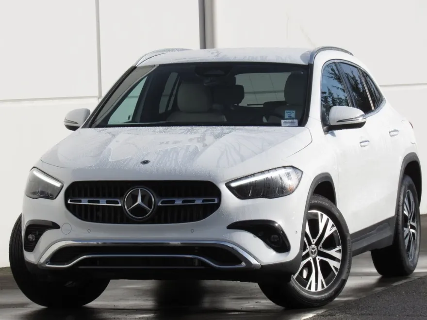 2025 Mercedes Benz GLA 250 photo 1