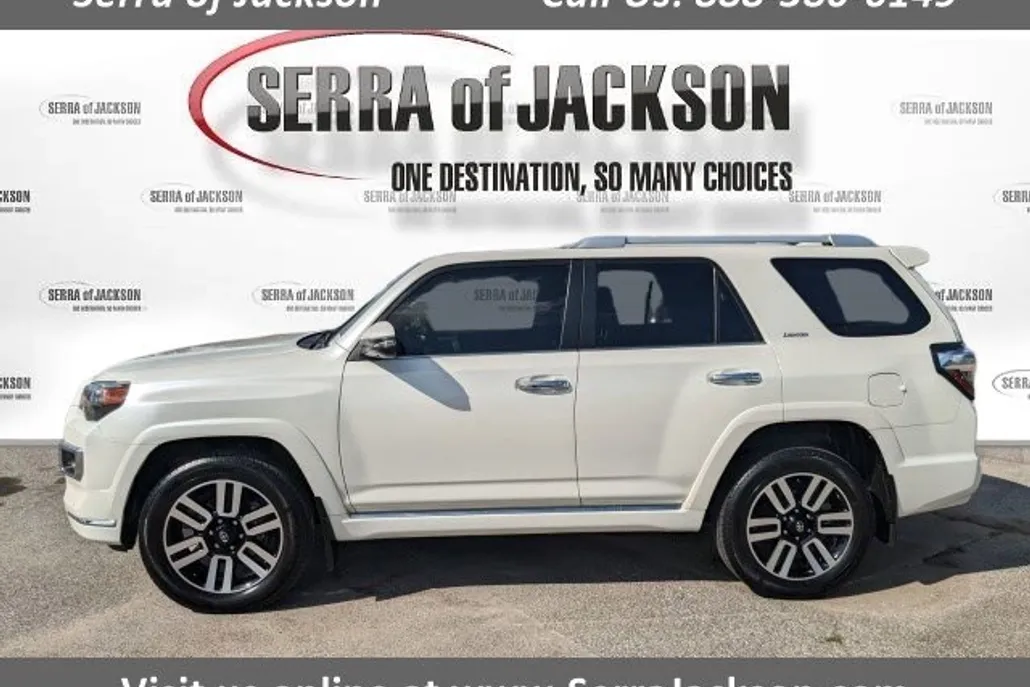 2022 Toyota 4Runner Limited photo 1
