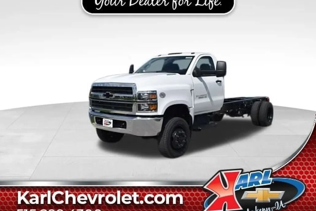 2024 Chevrolet Silverado 5500HD Work Truck photo 1