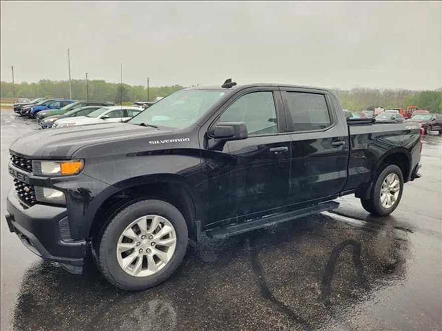 2021 Chevrolet Silverado 1500 Custom photo 1