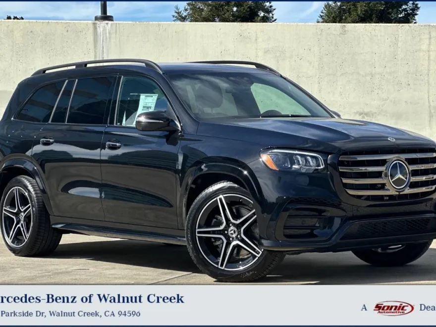 2025 Mercedes Benz GLS 450 4MATIC photo 1